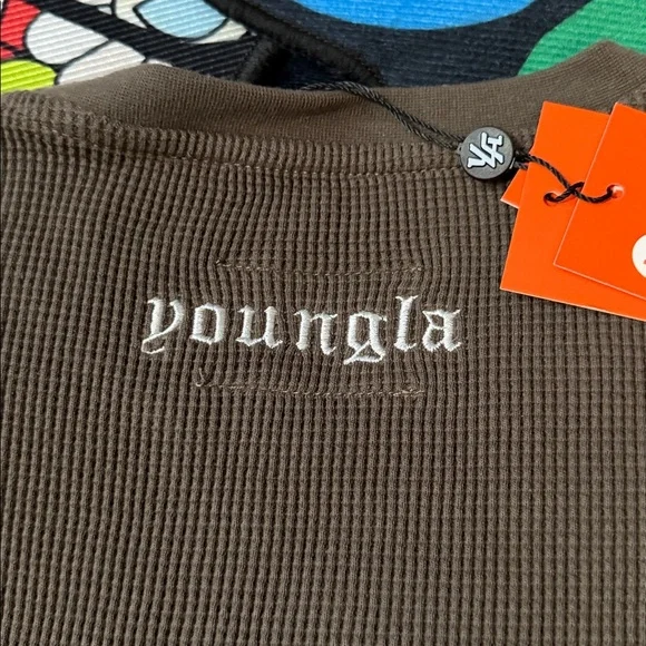 YoungLA Thermal Oversized Shirt Chocolate - Picture 12 of 15